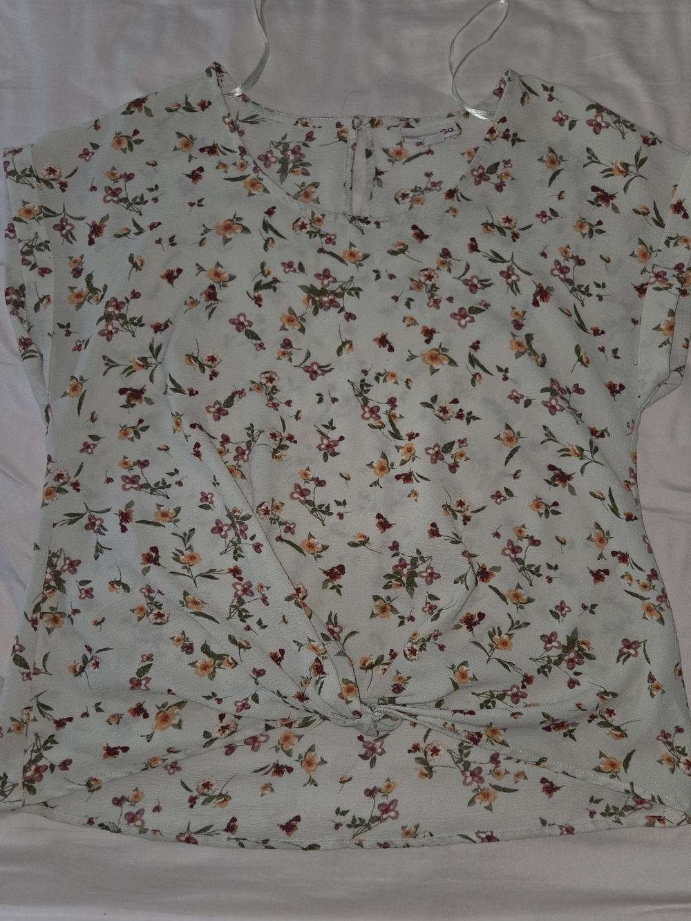 SO Floral Short Sleeve Twist-Front Top S